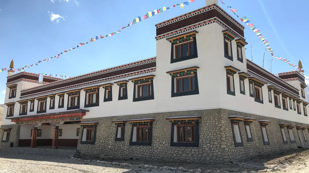 Royal Mustang Resort