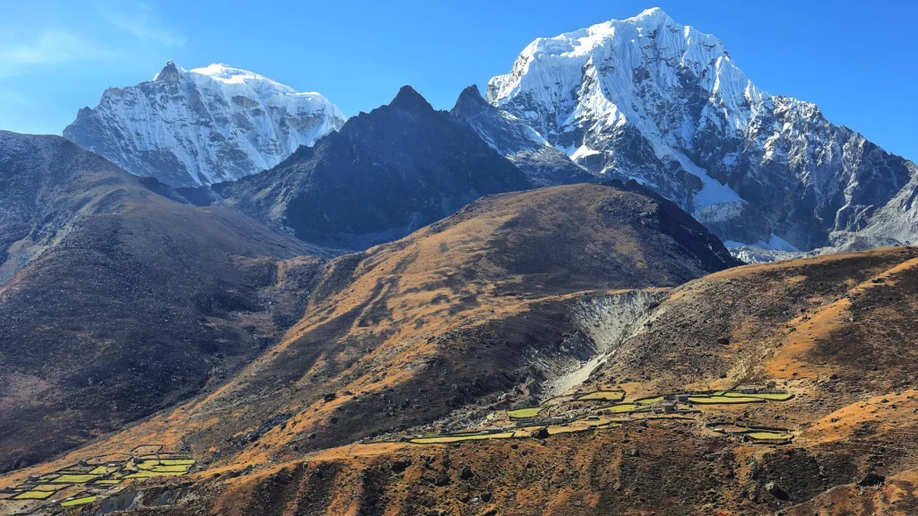 Everest Base Camp via Gokyo 11B