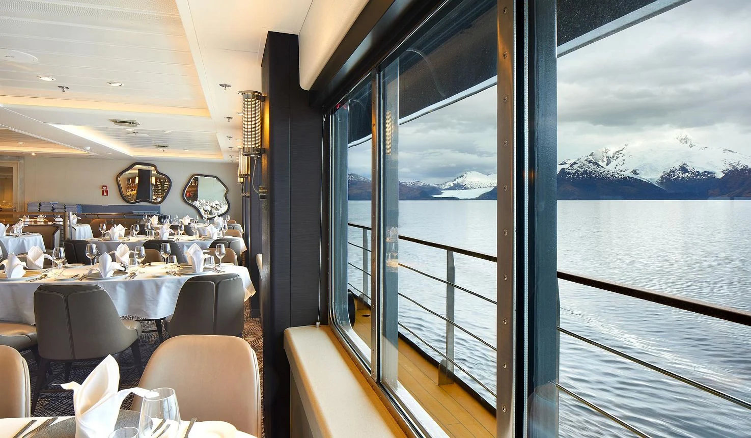 AT Antarctic Peninsula 9A